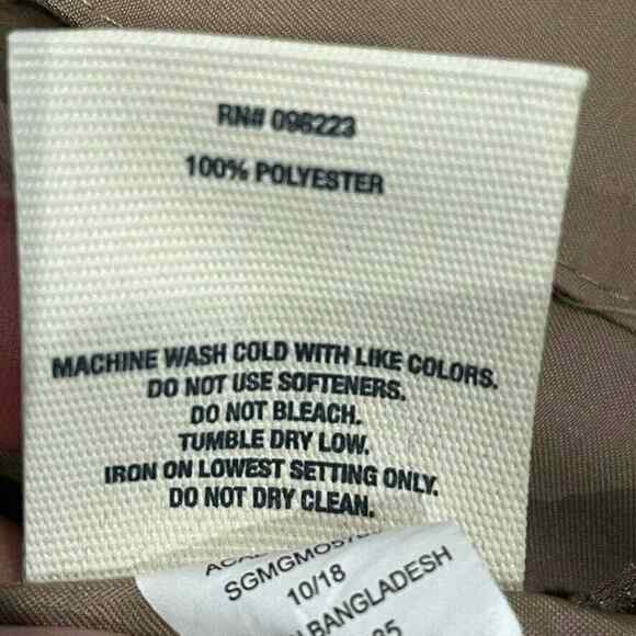 Magellan Cargo Shorts Mens 44 Brown Fishing Hiking Water Repellant Casual Chino - Picture 10 of 10